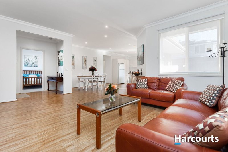 Photo - 2/7 Railway Avenue, Beaconsfield VIC 3807 - Image 5