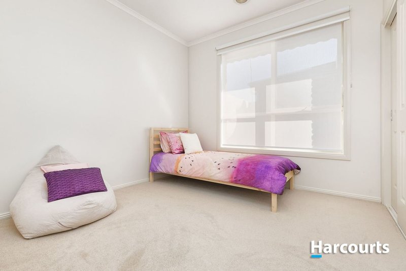 Photo - 2/7 Railway Avenue, Beaconsfield VIC 3807 - Image 8