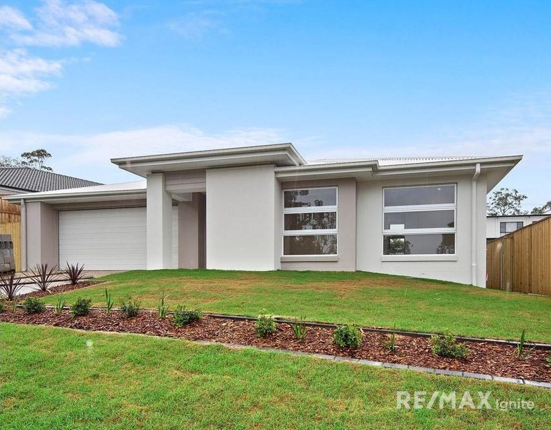 27 Randazzo Cres , Augustine Heights QLD 4300