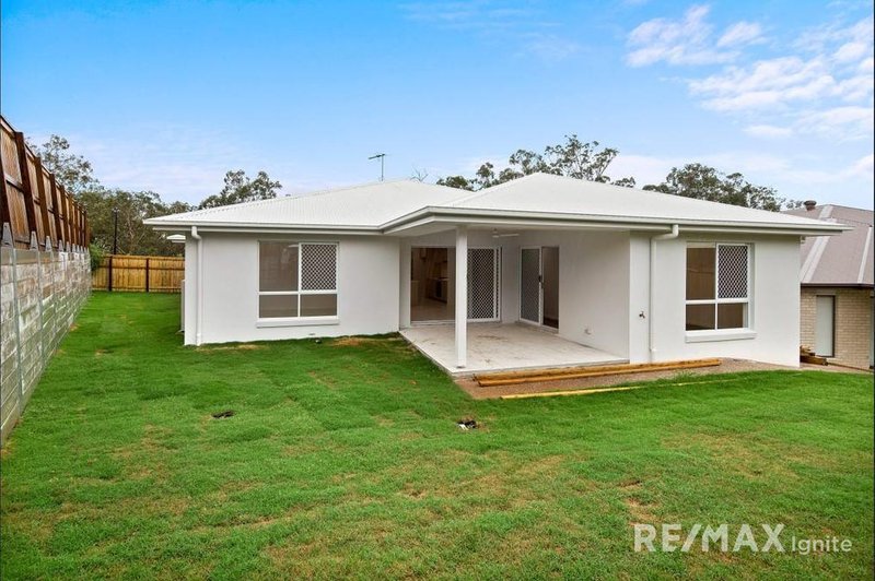 Photo - 27 Randazzo Cres , Augustine Heights QLD 4300 - Image 15