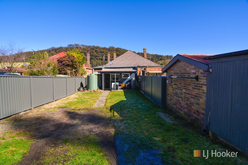 Photo - 27 Redgate Street, Lithgow NSW 2790 - Image 15