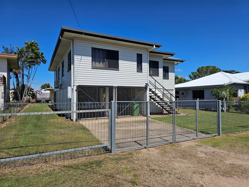 Photo - 27 Richard Street, Ayr QLD 4807 - Image 2