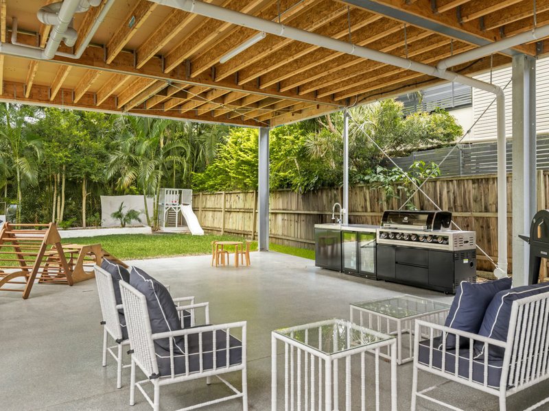 Photo - 27 Richmond Street, Corinda QLD 4075 - Image 3