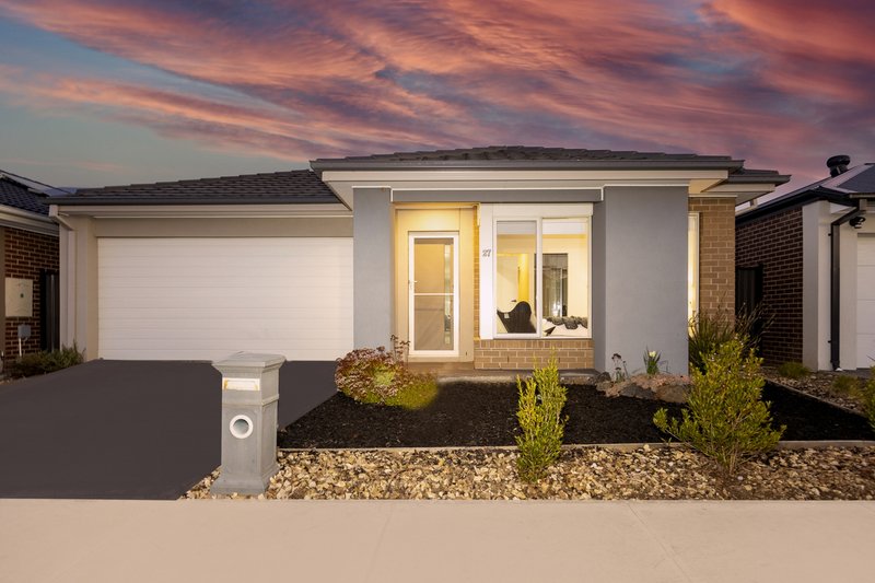 27 Riegelhuth Street, Craigieburn VIC 3064