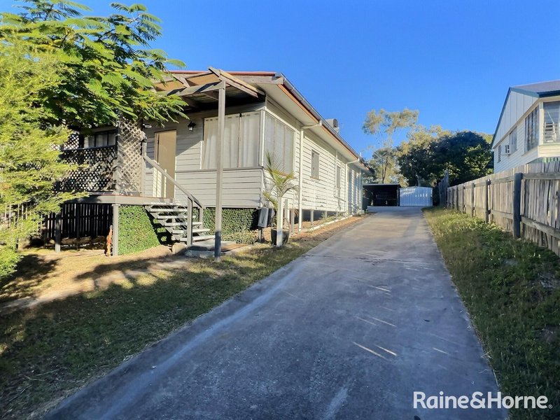 27 Roberts Street, South Gladstone QLD 4680