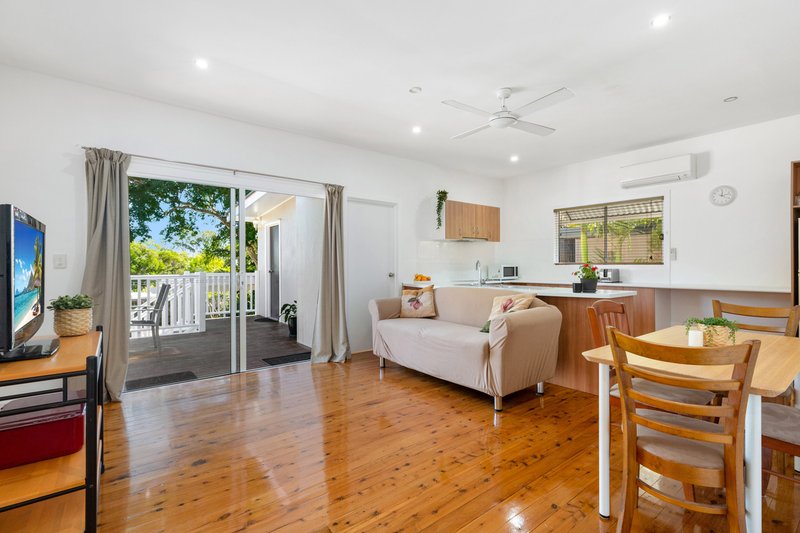 Photo - 27 Robinson Street, Moorooka QLD 4105 - Image 7