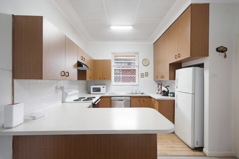 Photo - 27 Rodd Street, Birrong NSW 2143 - Image 5