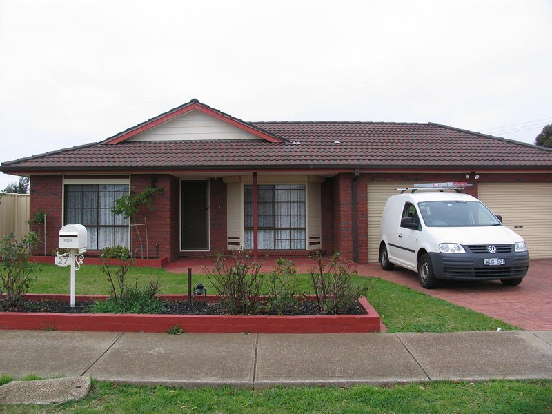 27 Roderick Drive, Kurunjang VIC 3337