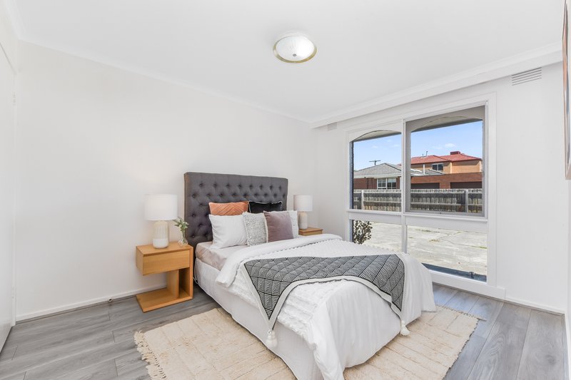 Photo - 2/7 Rose Street, Clayton VIC 3168 - Image 6