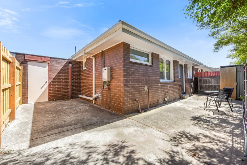 Photo - 2/7 Rose Street, Clayton VIC 3168 - Image 9