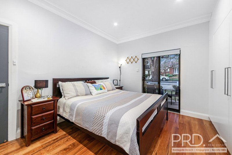 Photo - 27 Rosemeath Avenue, Kingsgrove NSW 2208 - Image 5