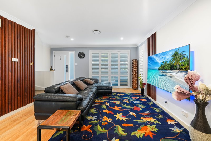 Photo - 27 Rosemount Drive, Catherine Field NSW 2557 - Image 4