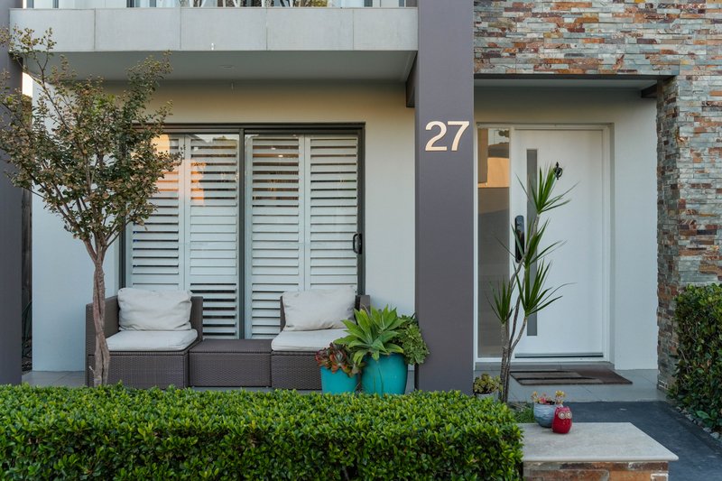 Photo - 27 Rosemount Drive, Catherine Field NSW 2557 - Image 19