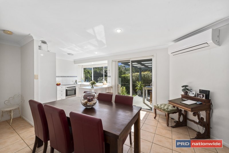 Photo - 2/7 Russ Hammond Close, Korora NSW 2450 - Image 6