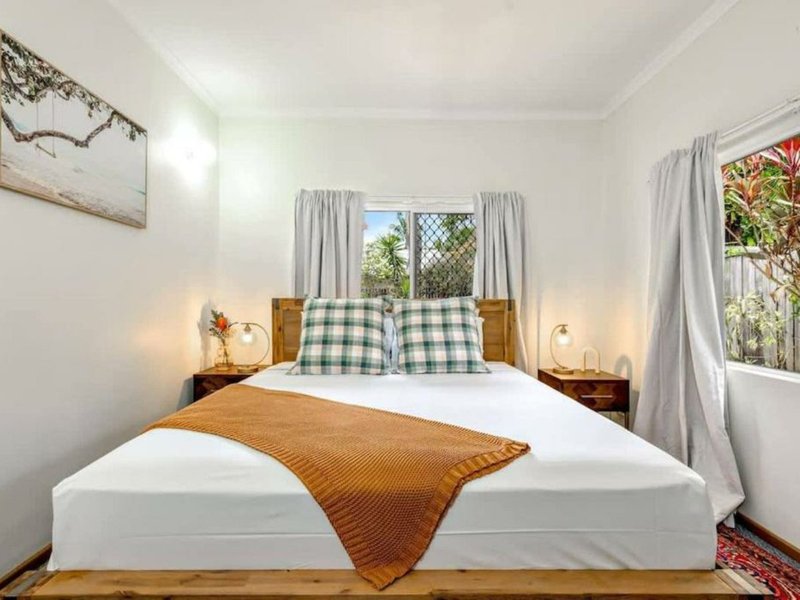 Photo - 27 Saddle Mountain Road, Smithfield QLD 4878 - Image 10