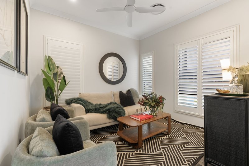 Photo - 27 Sahara Street, Greenbank QLD 4124 - Image 11
