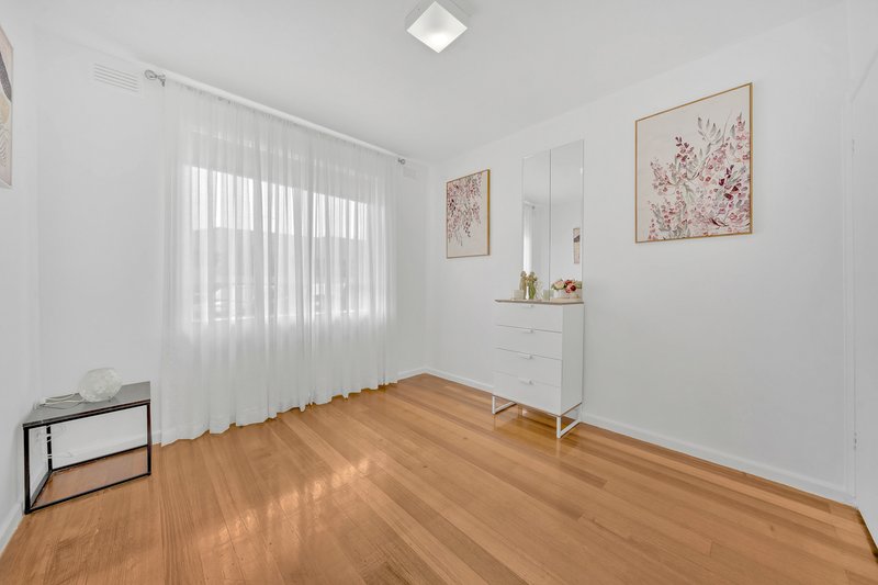 Photo - 2/7 Saltley Street, South Kingsville VIC 3015 - Image 5