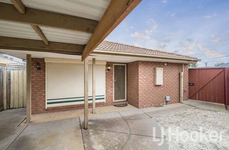 2/7 Sanderling Street, Werribee VIC 3030