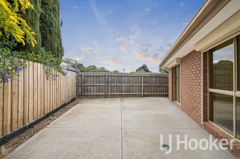 Photo - 2/7 Sanderling Street, Werribee VIC 3030 - Image 9