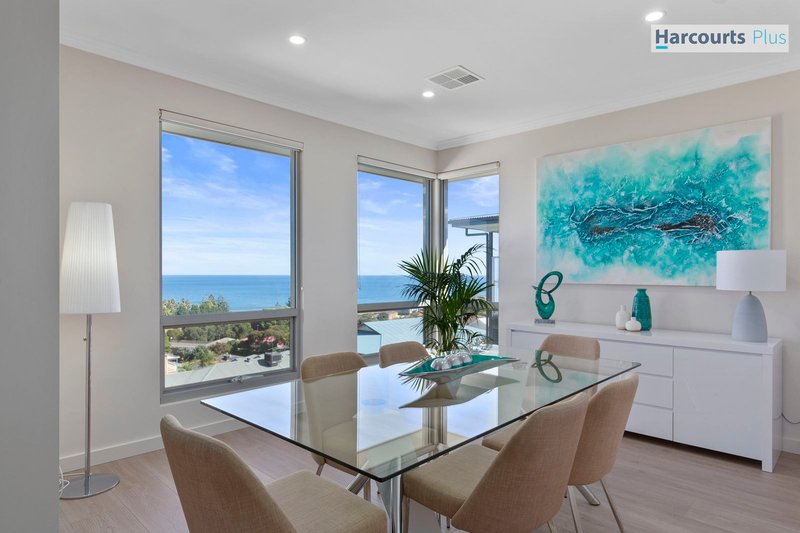 Photo - 27 Sandpiper Terrace, Hallett Cove SA 5158 - Image 7