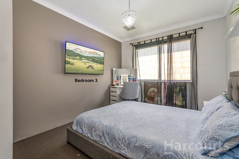 Photo - 27 Sandridge Street, Banksia Grove WA 6031 - Image 21