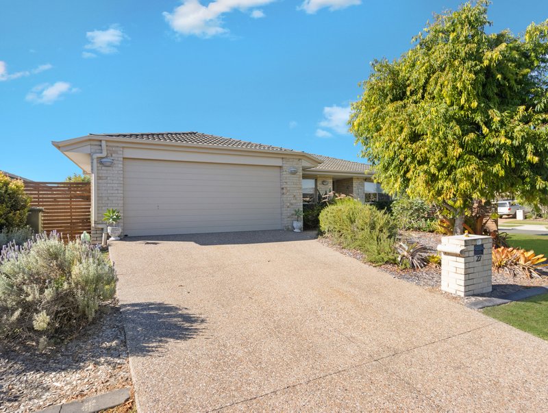 Photo - 27 Santa Maria Avenue, Urraween QLD 4655 - Image 20