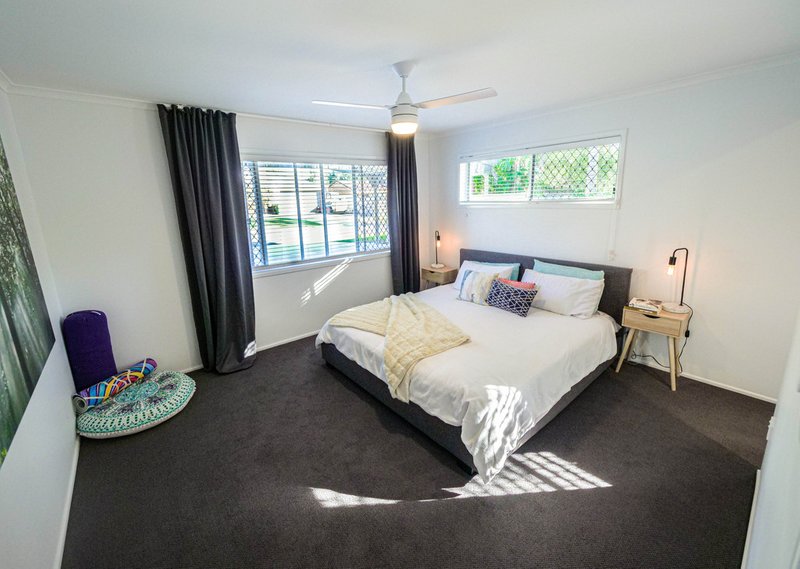 Photo - 27 Saturn Street, Capalaba QLD 4157 - Image 5