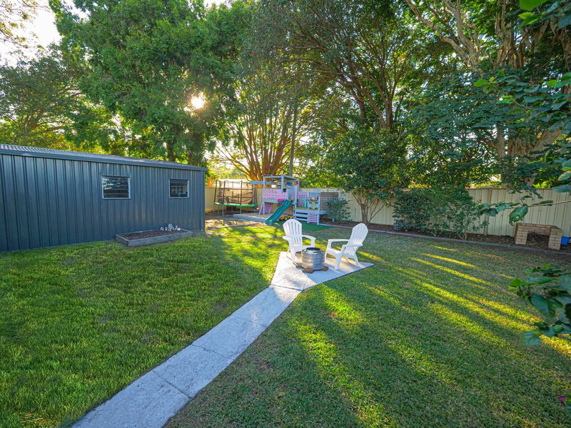 Photo - 27 Saturn Street, Capalaba QLD 4157 - Image 11