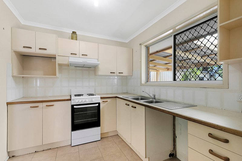 Photo - 27 Saturn Street, Capalaba QLD 4157 - Image 6