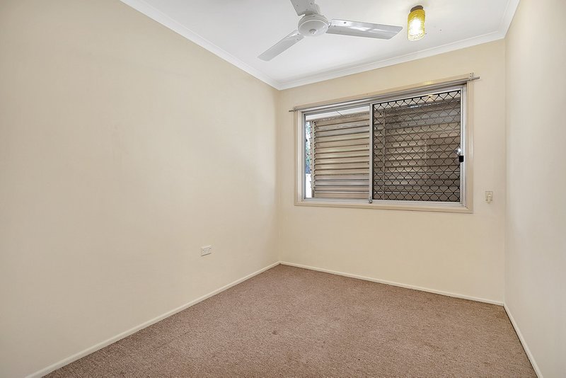 Photo - 27 Saturn Street, Capalaba QLD 4157 - Image 10