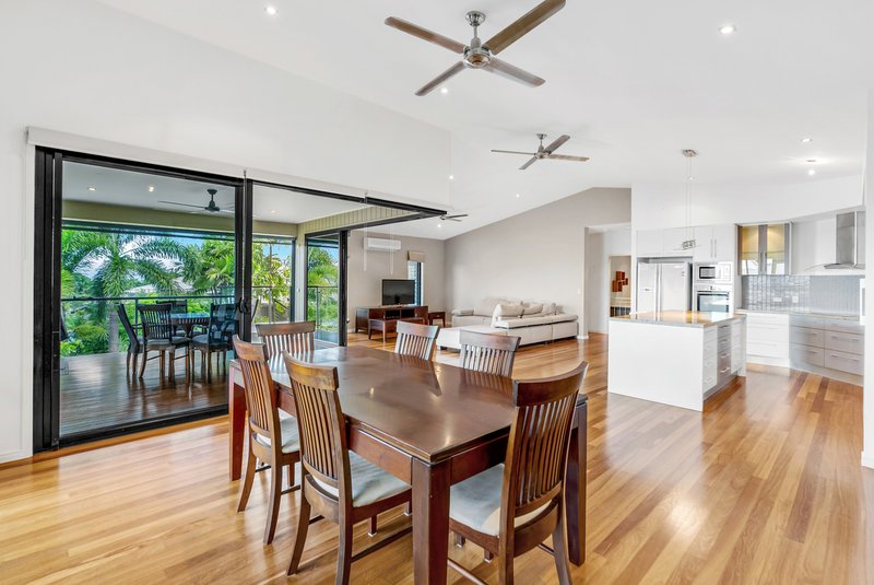 Photo - 27 Savannah Street, Palm Cove QLD 4879 - Image 5