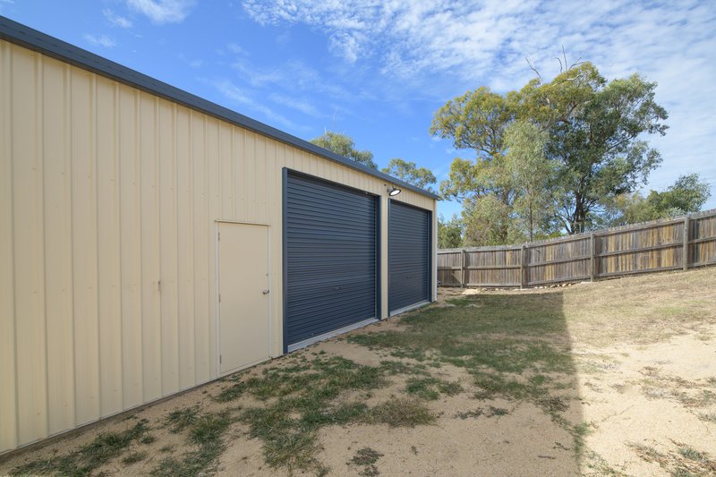 Photo - 27 Scholes Way, Kirkwood QLD 4680 - Image 4