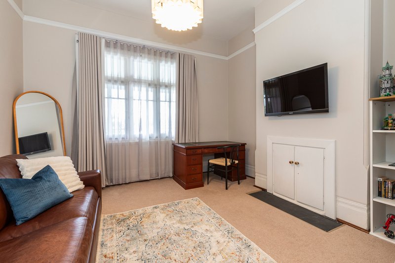 Photo - 27 Second Avenue, Mount Lawley WA 6050 - Image 18