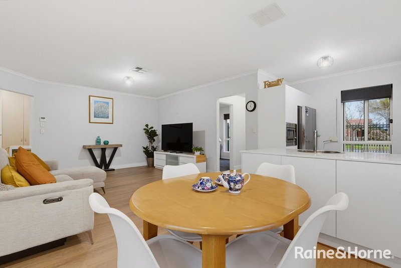 Photo - 27 Selkirk Avenue, Seaton SA 5023 - Image 9
