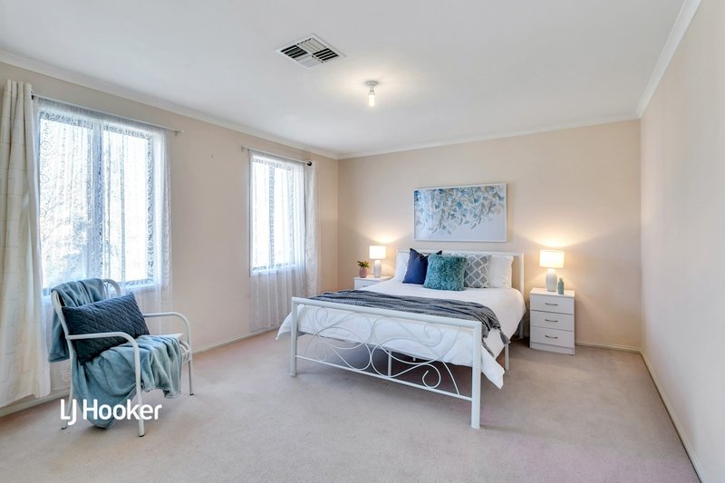 Photo - 27 Sheaoak Drive, Mawson Lakes SA 5095 - Image 12