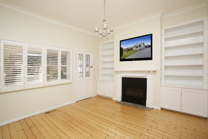 Photo - 27 Shepherd Street, Bowral NSW 2576 - Image 2