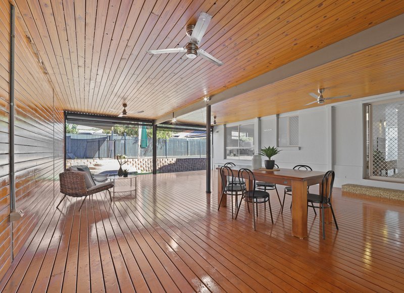 Photo - 27 Shepton Crescent, Mudgeeraba QLD 4213 - Image 11