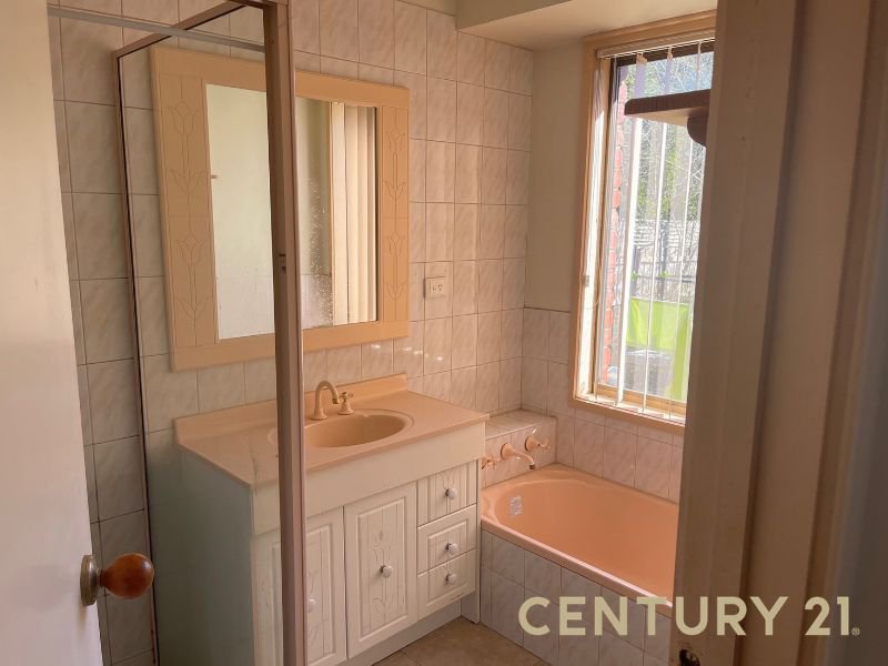 Photo - 27 Shetland Street, Endeavour Hills VIC 3802 - Image 8