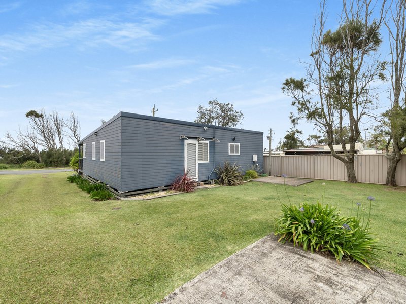 Photo - 27 Silversands Drive, Berrara NSW 2540 - Image 15