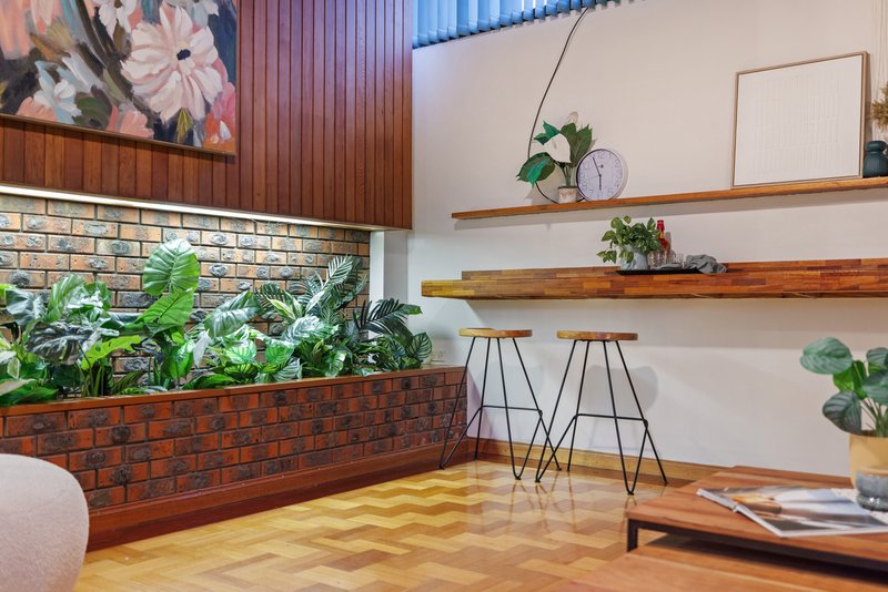Photo - 27 Silverton Drive, Ferntree Gully VIC 3156 - Image 6