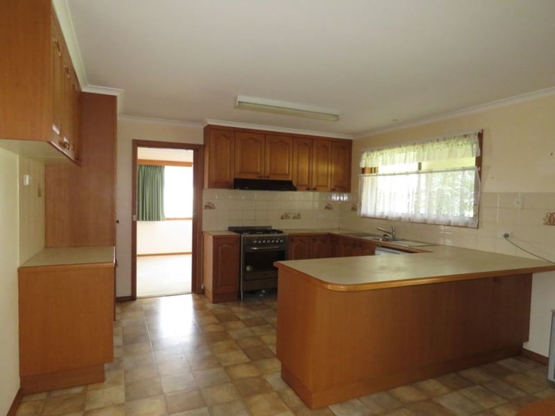 Photo - 27 Simpson Drive, Newlands Arm VIC 3875 - Image 2