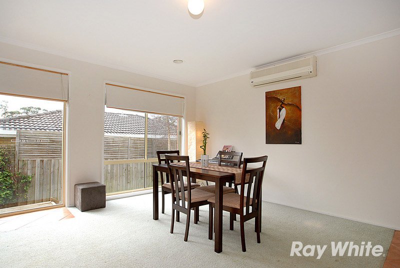 Photo - 2/7 Simpson Road, Ferntree Gully VIC 3156 - Image 3