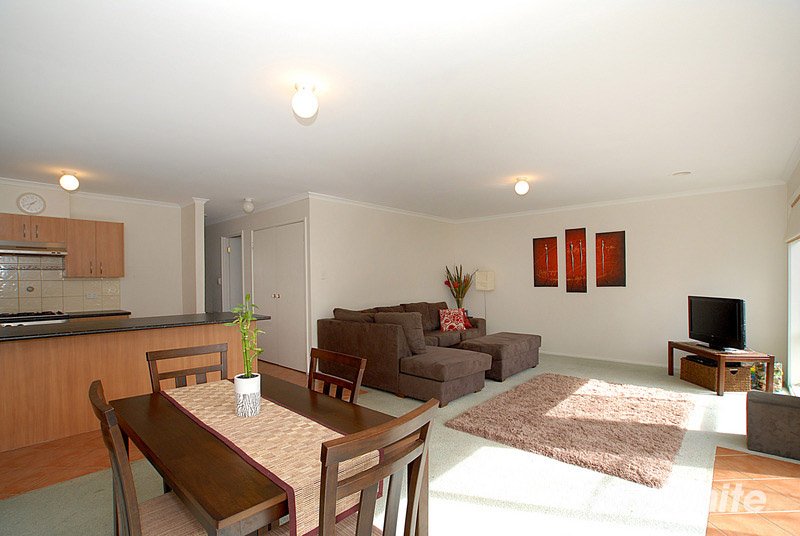 Photo - 2/7 Simpson Road, Ferntree Gully VIC 3156 - Image 5