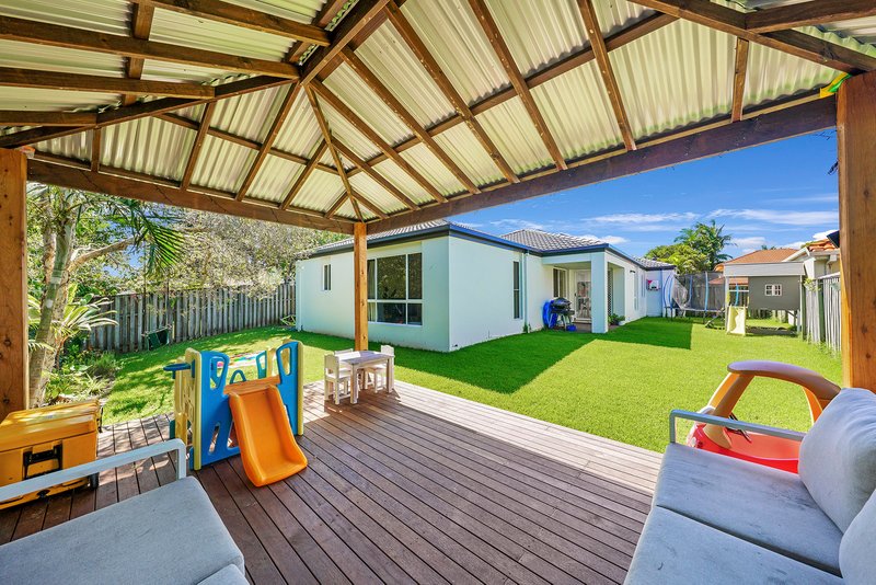 Photo - 27 Solitaire Place, Robina QLD 4226 - Image 17