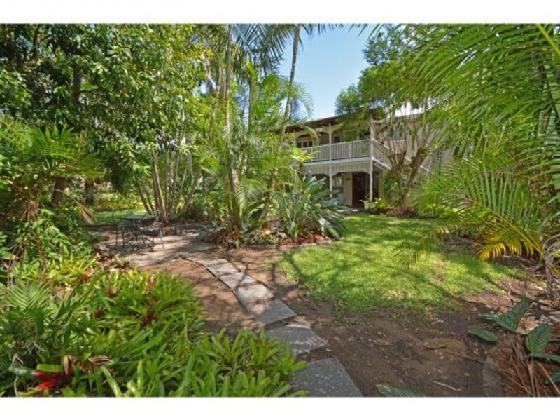 Photo - 27 Somerfield Street, Upper Mount Gravatt QLD 4122 - Image 9