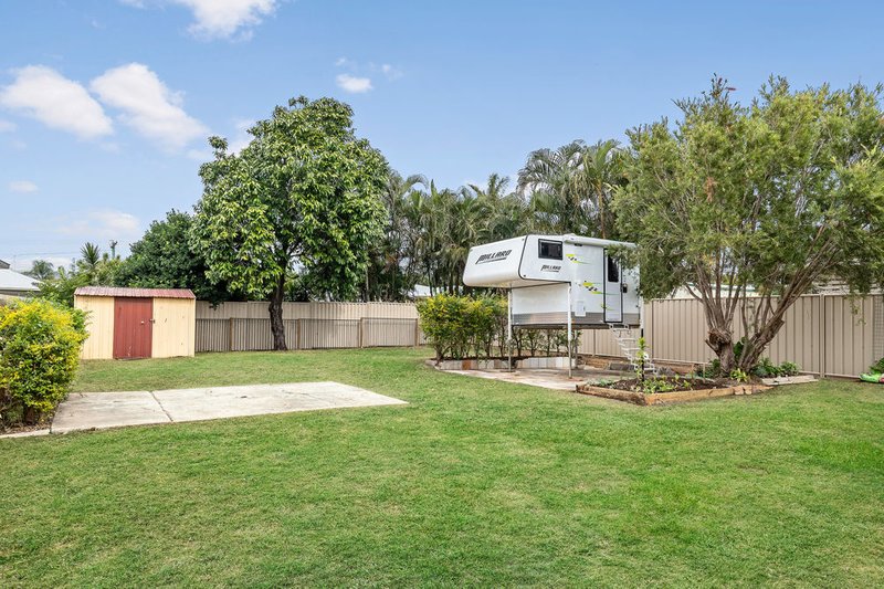 Photo - 27 Sorrento Street, Margate QLD 4019 - Image 14