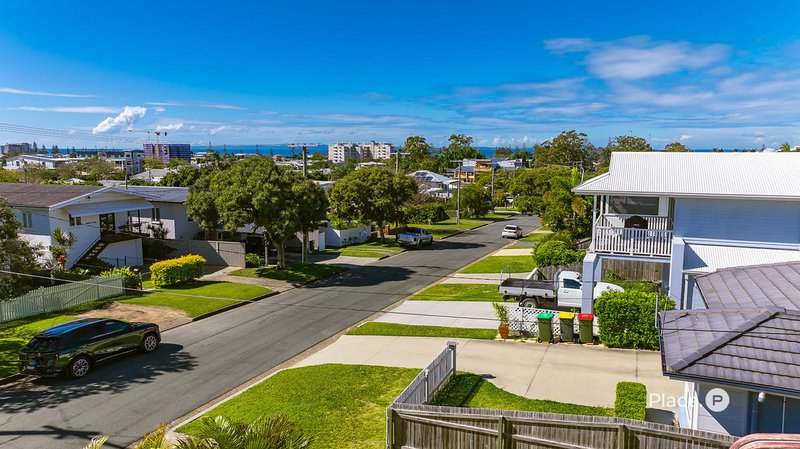 Photo - 27 Sorrento Street, Margate QLD 4019 - Image 4
