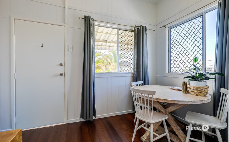 Photo - 27 Sorrento Street, Margate QLD 4019 - Image 14