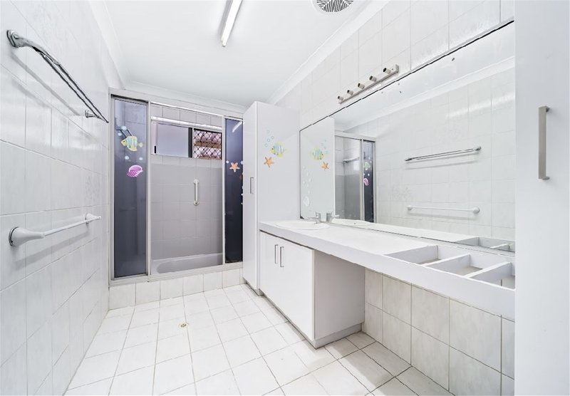 Photo - 27 Southwark Way, Morley WA 6062 - Image 17