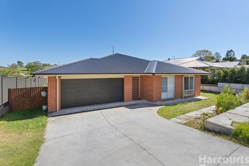Photo - 27 Springfields Drive, Greenhill NSW 2440 - Image 3